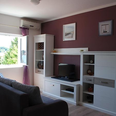 Ante Carov Apartment Verunic ภายนอก รูปภาพ