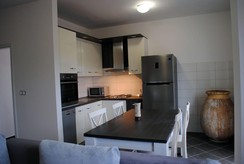 Ante Carov Apartment Verunic ภายนอก รูปภาพ